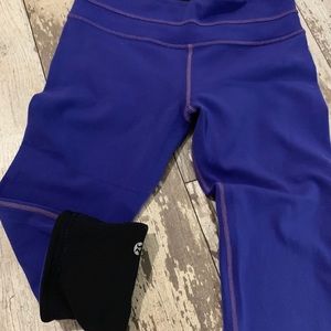 Lululemon reversible crops